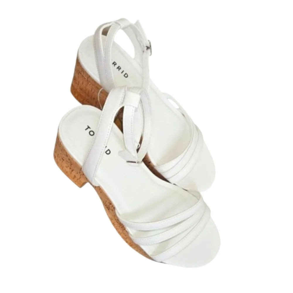 Torrid Size 8.5 Bone White Wide Width Cork Platform Strappy Block Heel Sandals